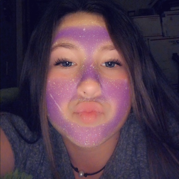 Meet your Posher, Madison - Picture 1 of 1